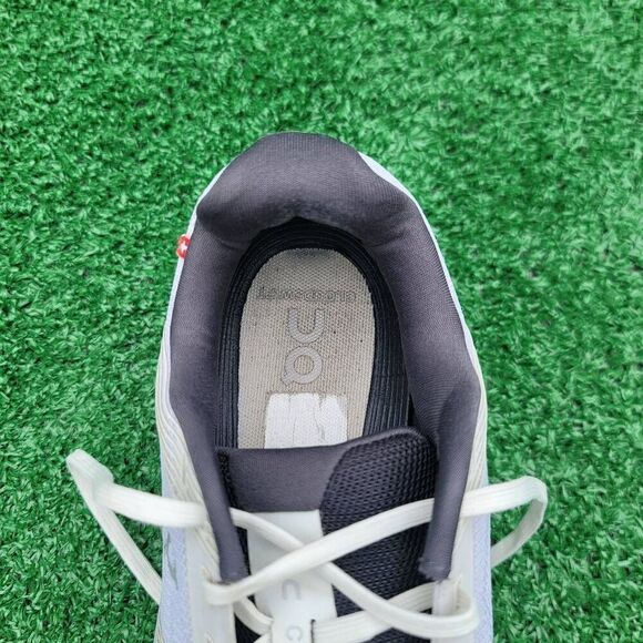 On Cloudgo - Women's running shoes - Size 9.5 - Picture 10 of 11